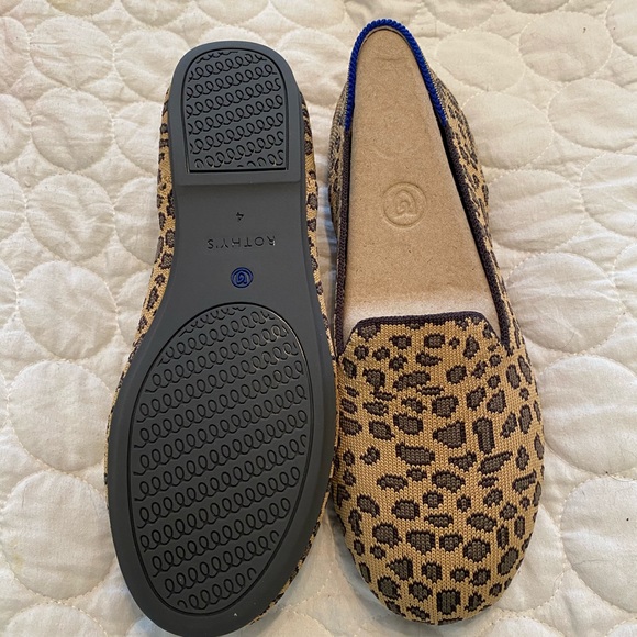 Kids Rothy’s - Picture 2 of 3